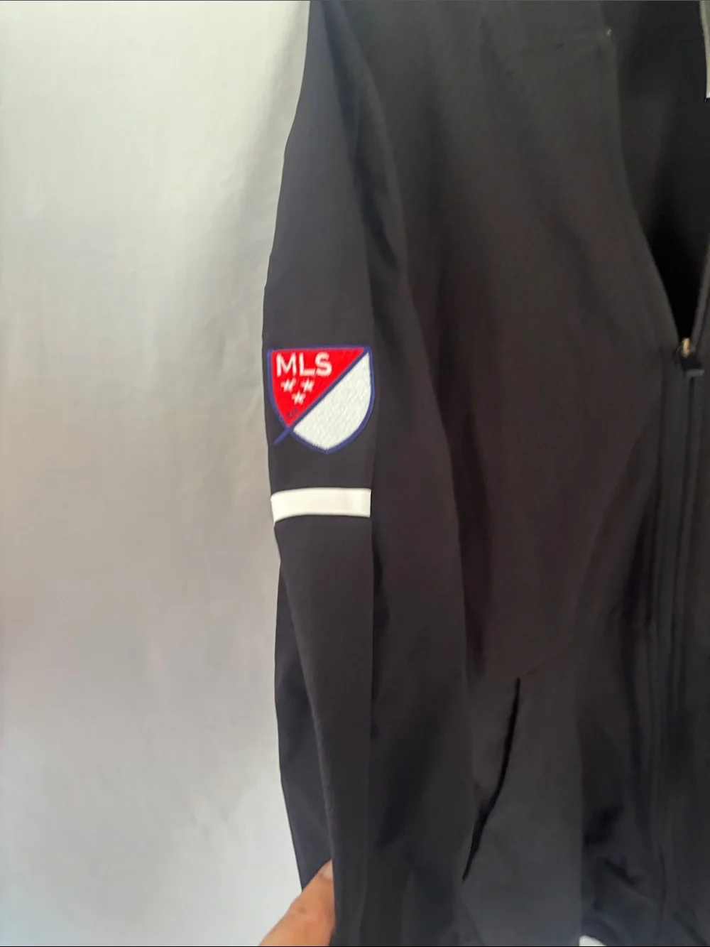 adidas classic black